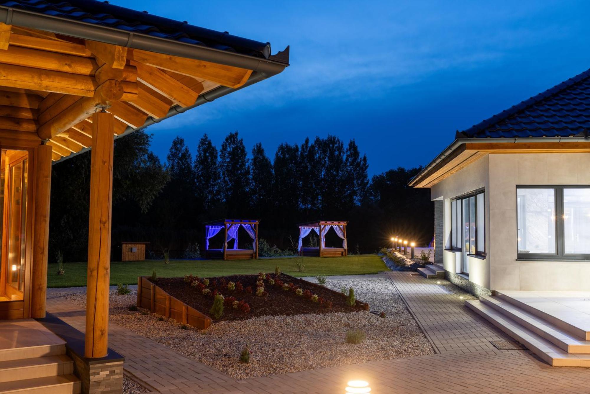 Mitosz Apartman Gyomaendrőd Exterior foto